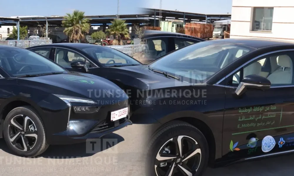 Sfax Municipality Receives Two Electric Cars as a Gift from ANME [Video]